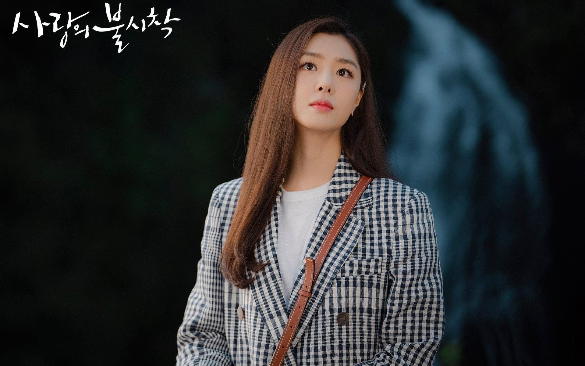 开云官网首页-_荒漠淘金：在广袤沙丘中的耐力大比拼_，沙漠拓荒