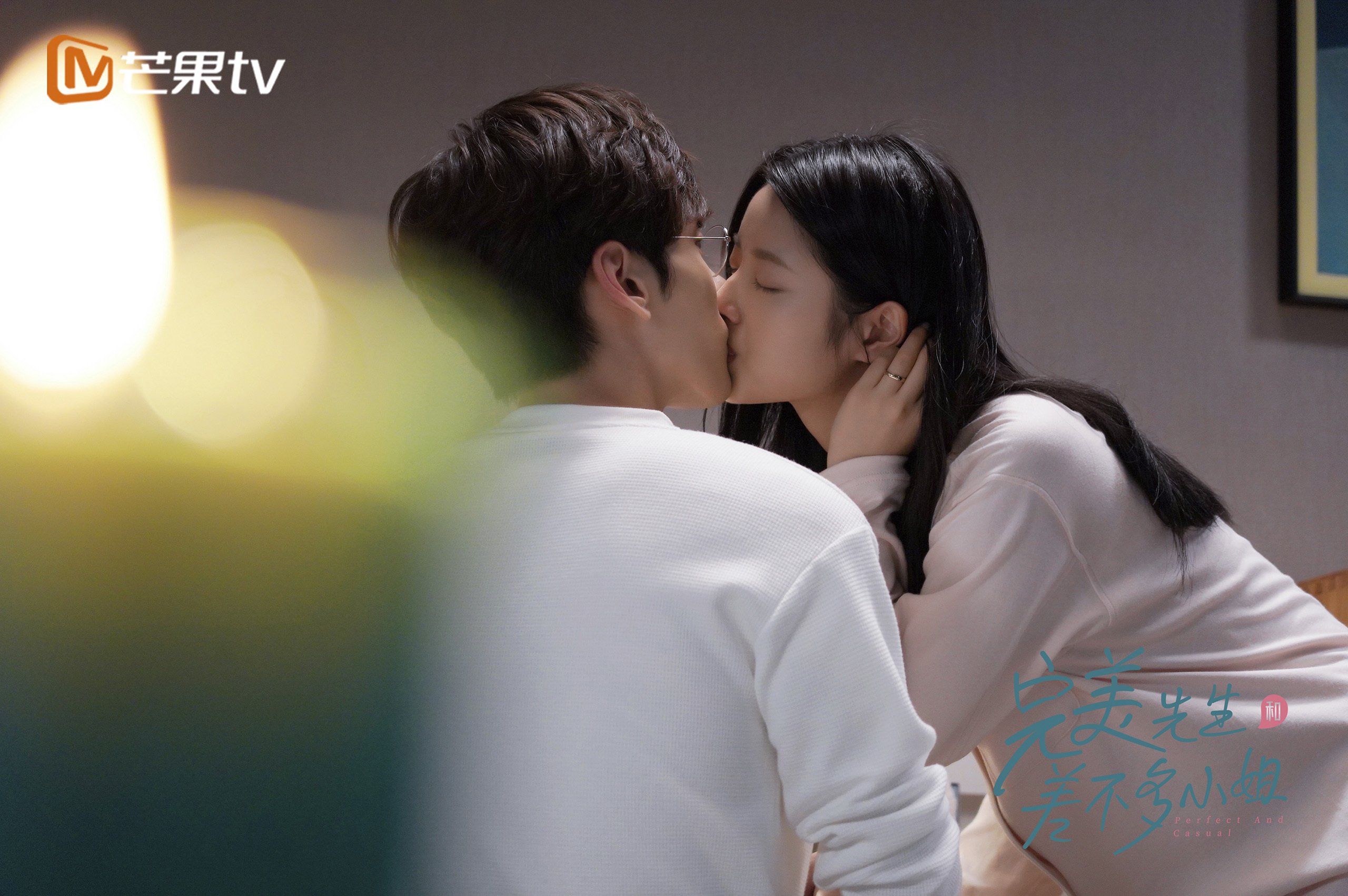 《电竞硬件设备不断创新,专业电竞装备成为趋势》,电竞设备测评