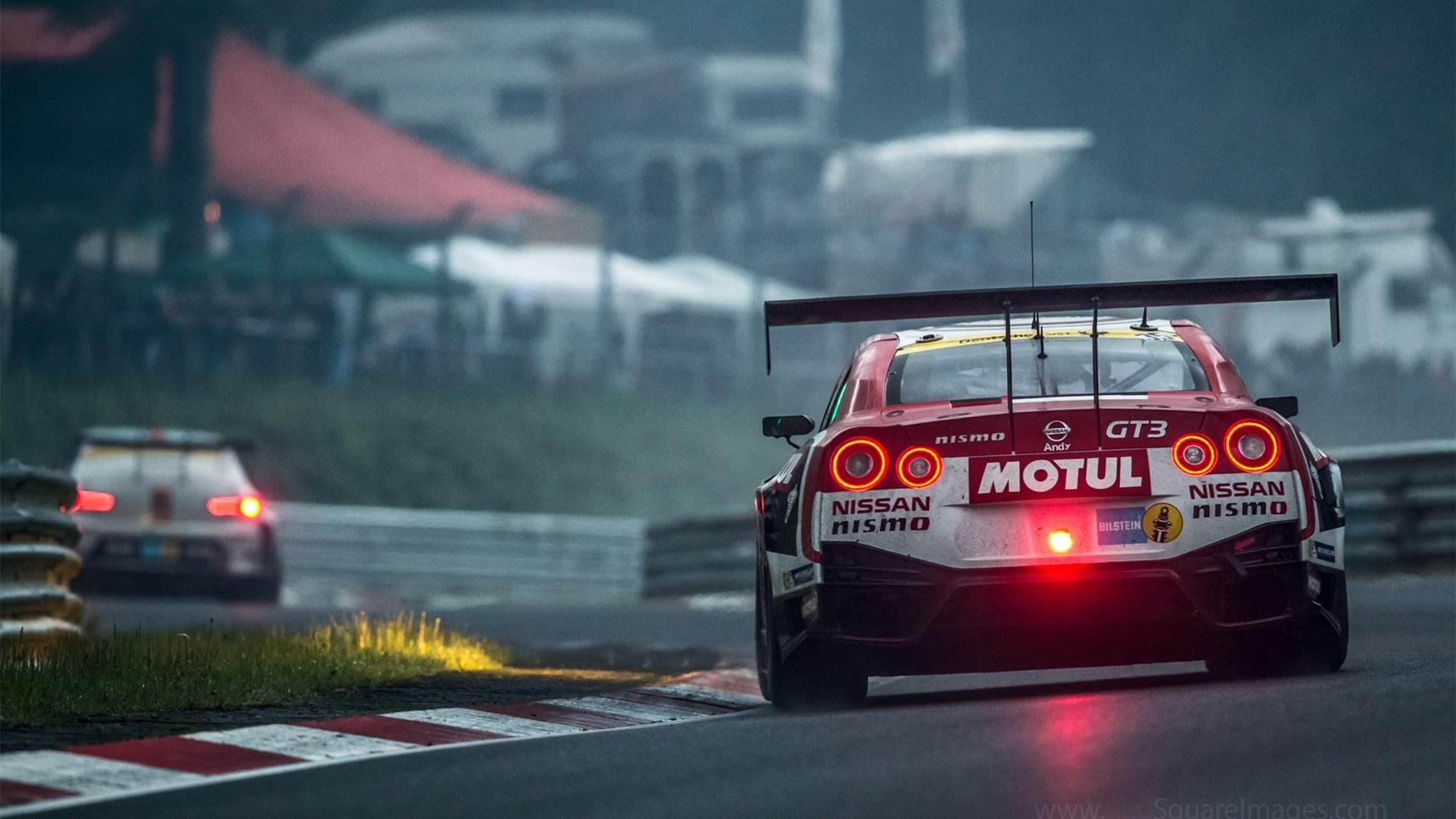 开云官网-关键封盖：李磊封堵对手关键投篮，稳住胜局！