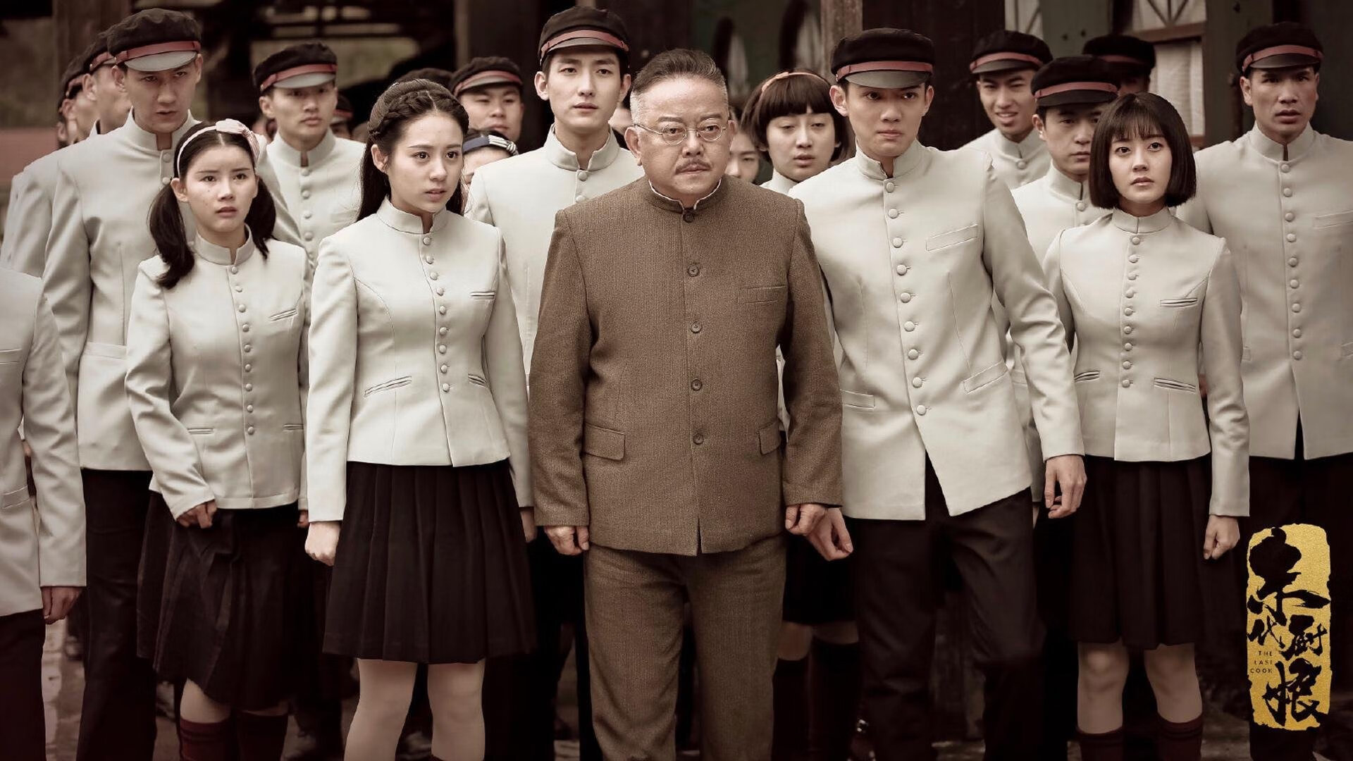 kaiyun网站-冰球季后赛：冰上角逐进入白热化，冰球全场比赛时间